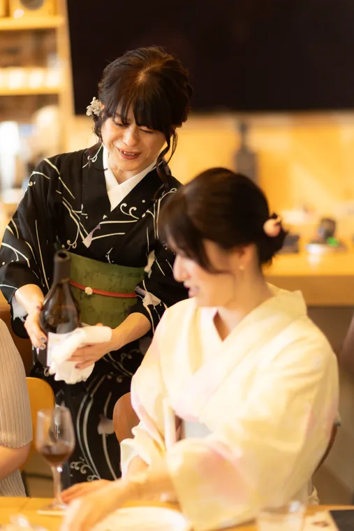 浴衣で楽しむ 大人の交流会の様子 8